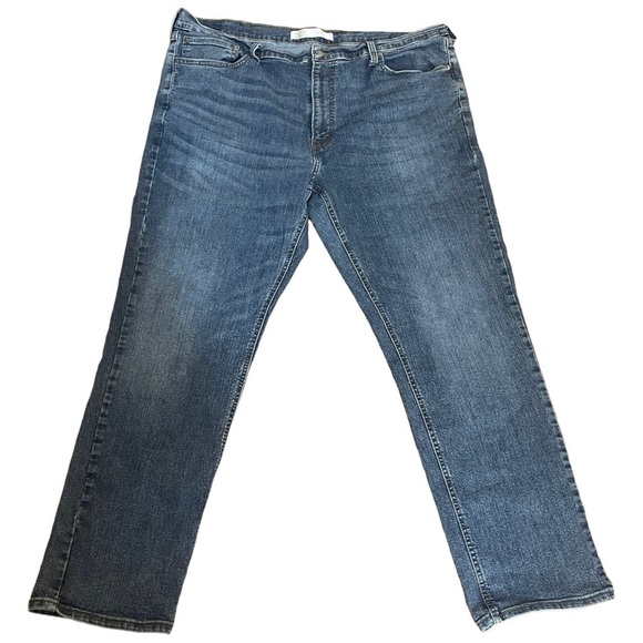 Levi's "Athletic" Straight Leg Jeans - Picture 1 of 9